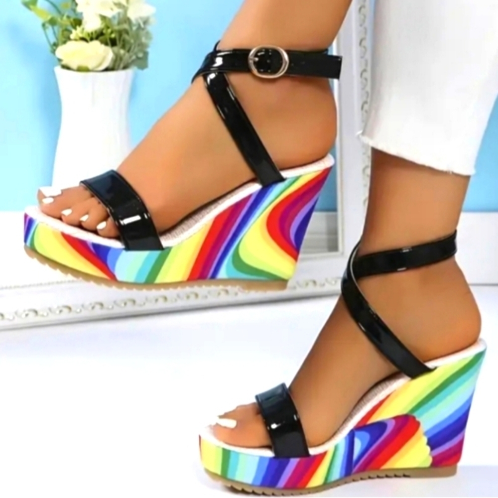 Black Wedge Shoes with Stylish Design